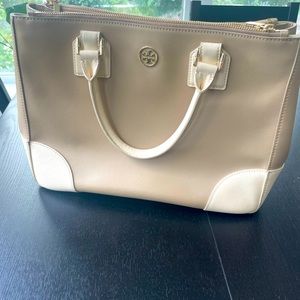 COPY - Tory Burch Robinson Double Zip Tote